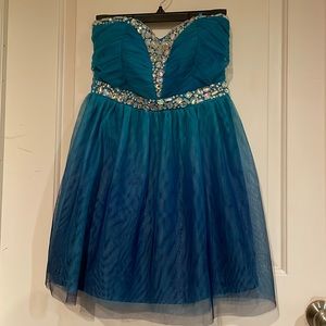 Homecoming/Prom dress, strapless